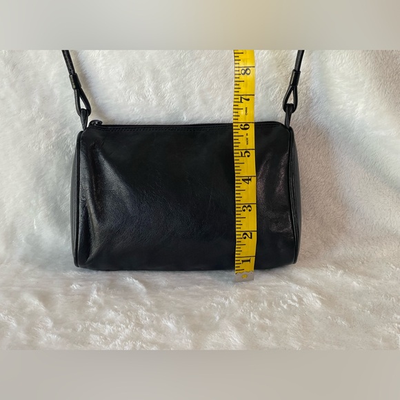 Vintage Amanda Smith, leather Crossbody travel purse, black soft - Picture 8 of 10